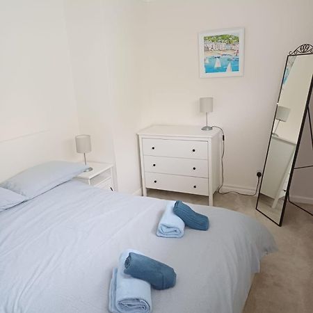 Riverside Apartment With Views And Parking Kingsbridge  Exteriör bild